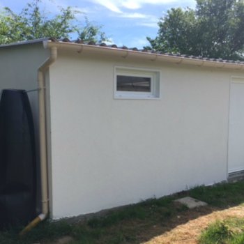 Garage en béton enduit 1 pente